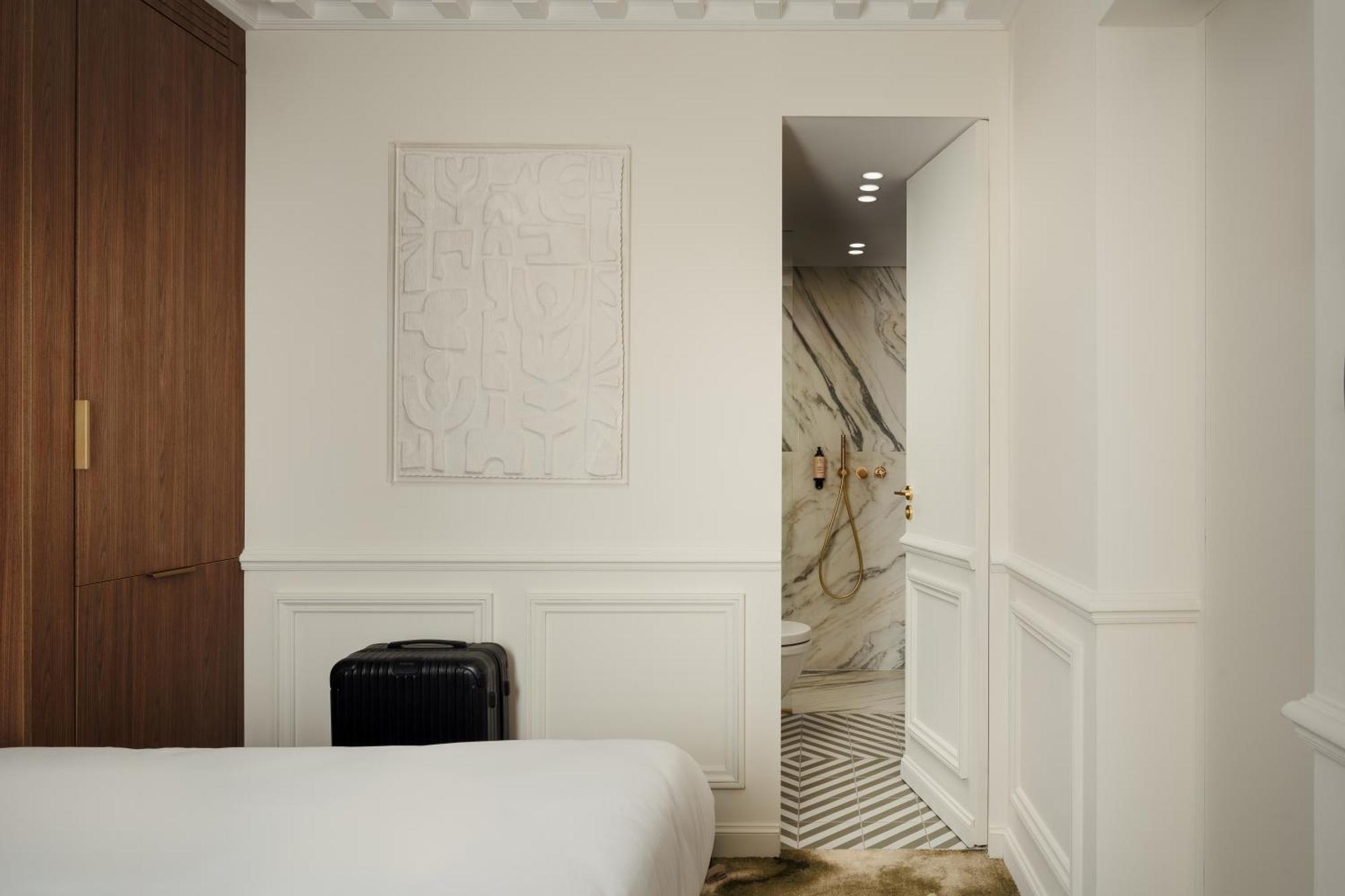 Hotel Leon Paris Exterior photo